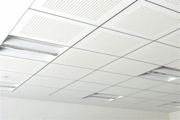Trần nh&ocirc;m Clip-in 300x300 l&yacute; tưởng cho ph&ograve;ng tắm, h&agrave;nh lang, kh&ocirc;ng gian hẹp