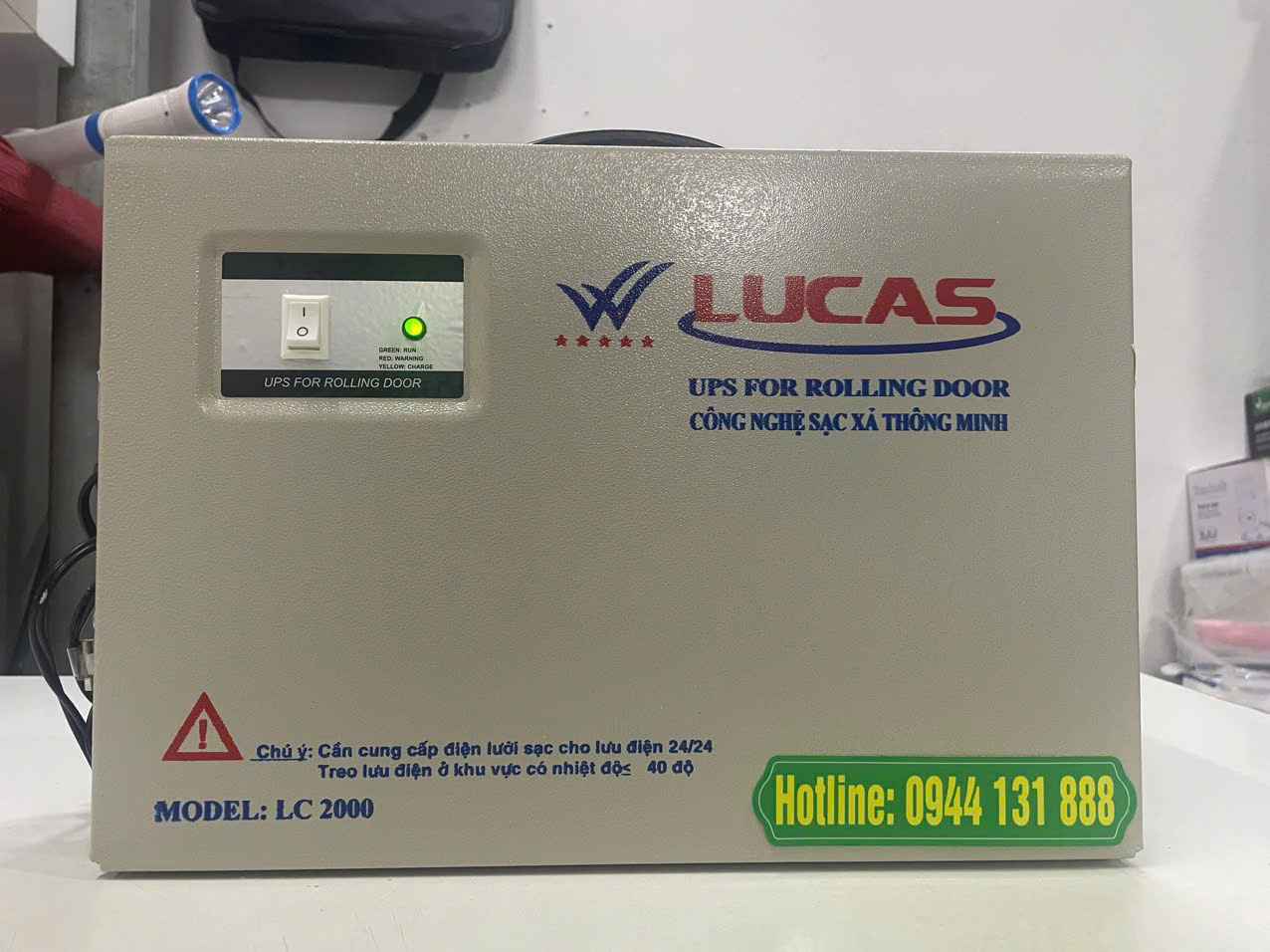 Lưu điện cửa cuốn LUCAS LC 2000