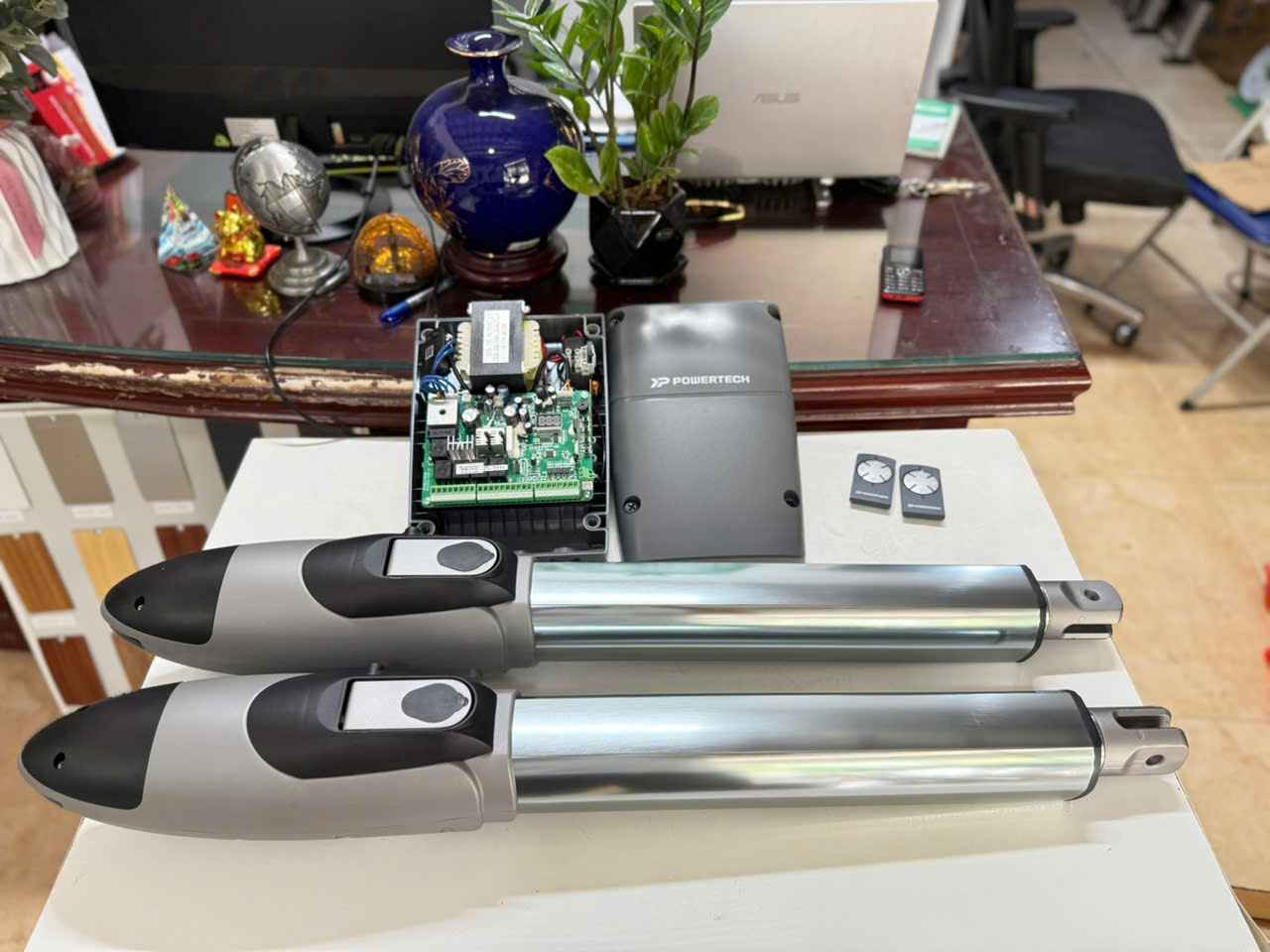 Cổng tự động cánh tay đòn Đài Loan PW230