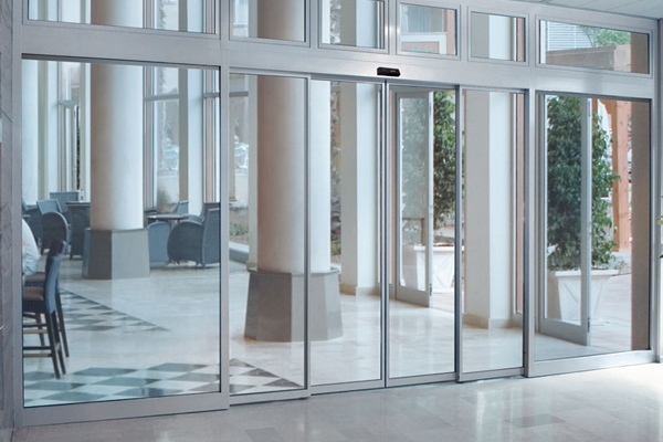 Thi công cửa trượt tự động chuyên nghiệp từ đơn vị uy tín Đồng Tâm JSC